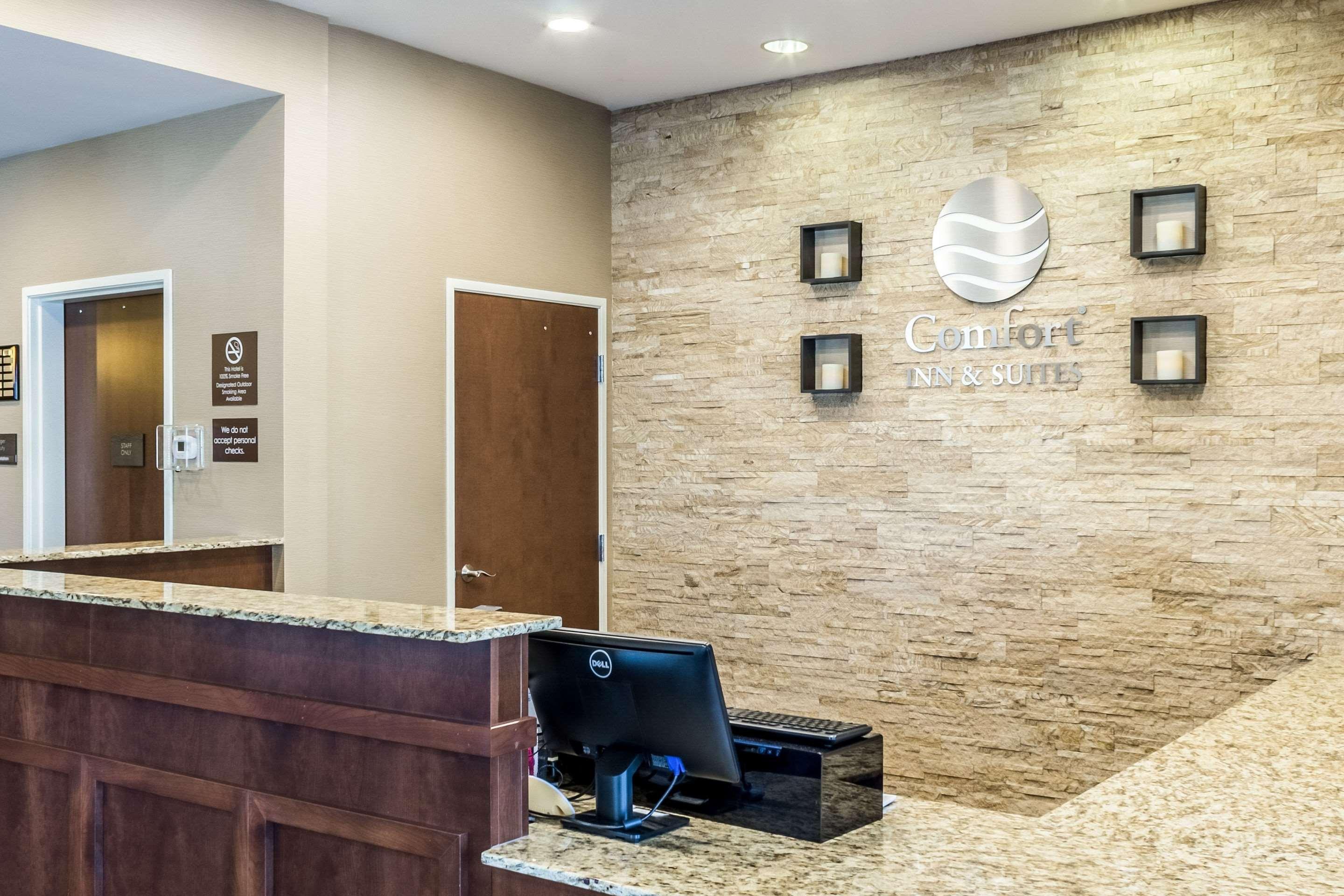 Comfort Inn & Suites Avera Southwest شلالات سيوكس المظهر الخارجي الصورة