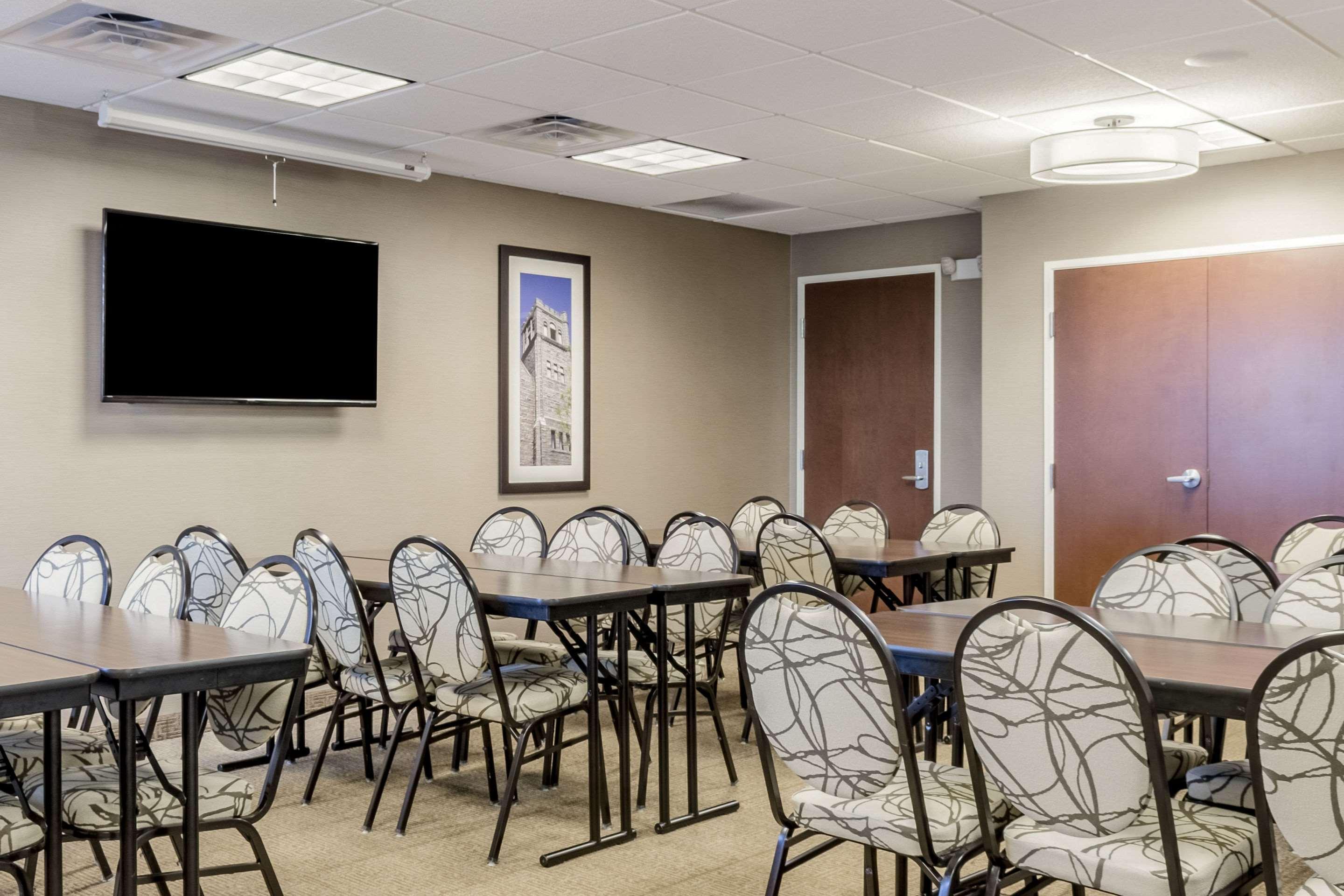Comfort Inn & Suites Avera Southwest شلالات سيوكس المظهر الخارجي الصورة