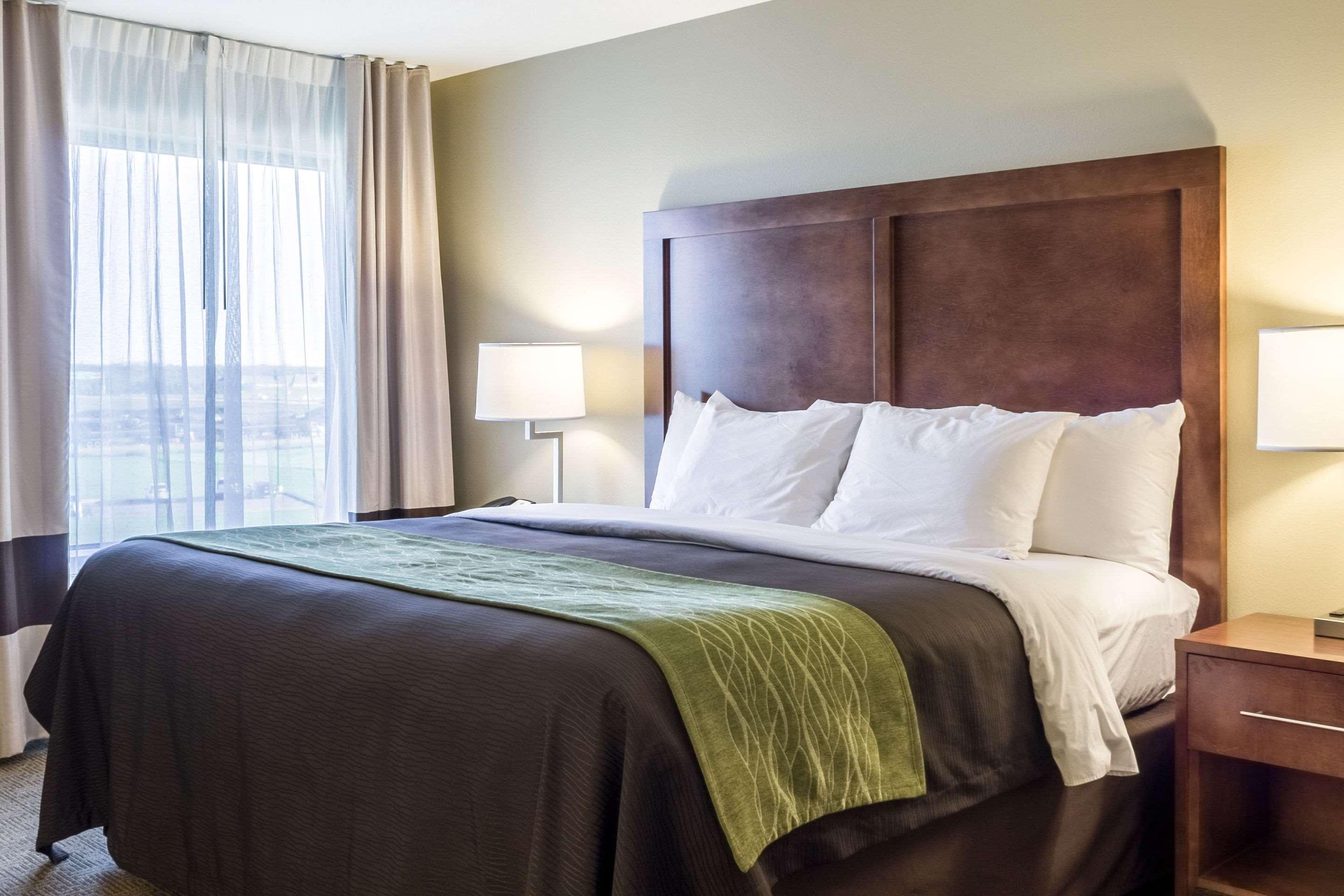 Comfort Inn & Suites Avera Southwest شلالات سيوكس المظهر الخارجي الصورة