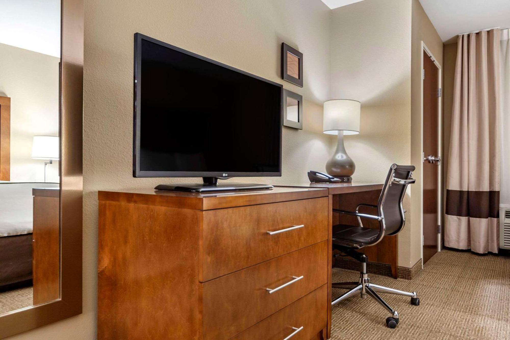 Comfort Inn & Suites Avera Southwest شلالات سيوكس المظهر الخارجي الصورة