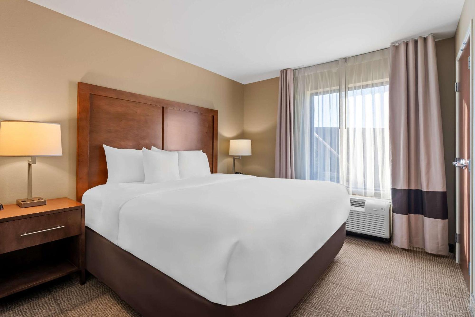 Comfort Inn & Suites Avera Southwest شلالات سيوكس المظهر الخارجي الصورة