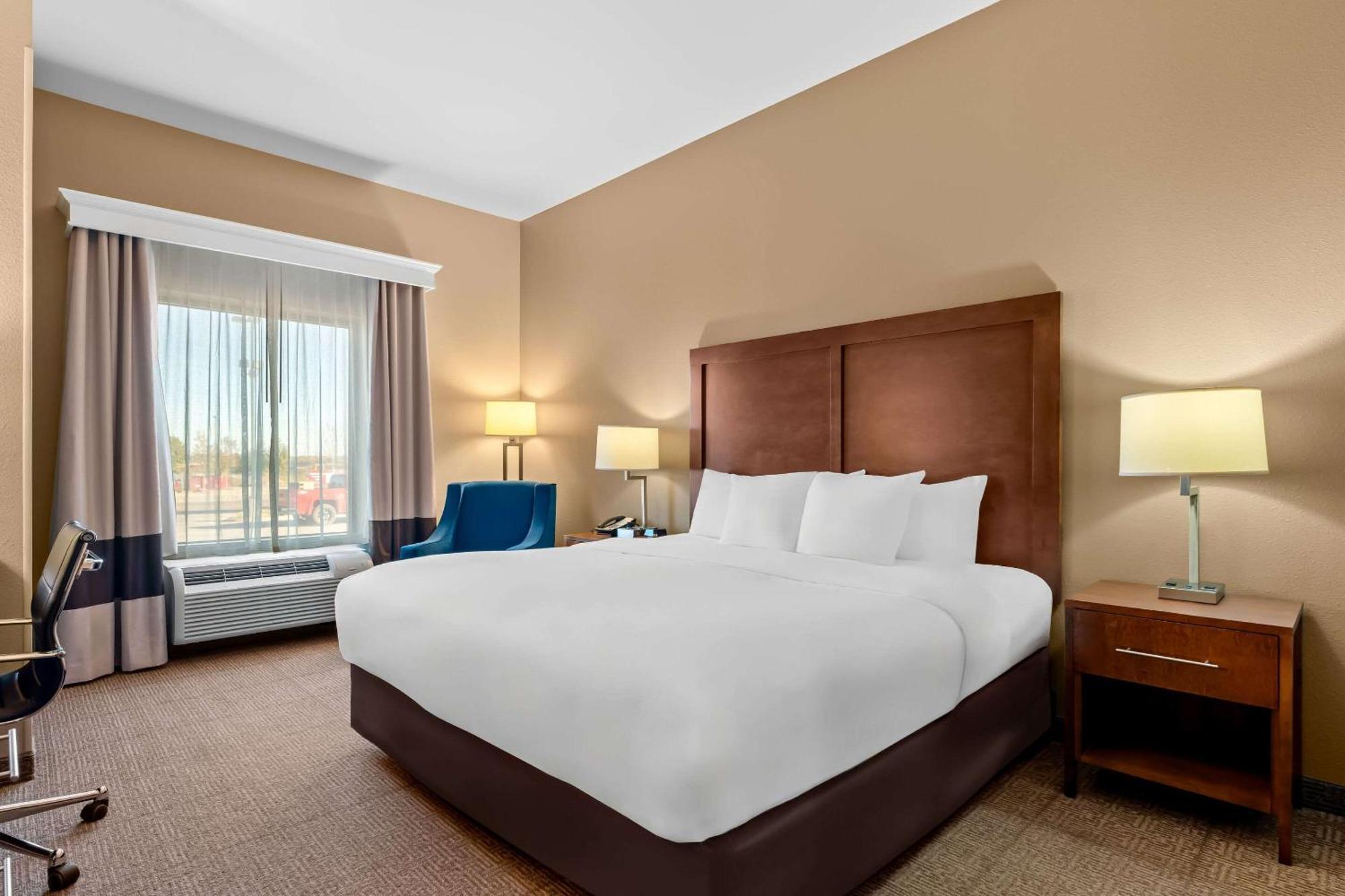 Comfort Inn & Suites Avera Southwest شلالات سيوكس المظهر الخارجي الصورة