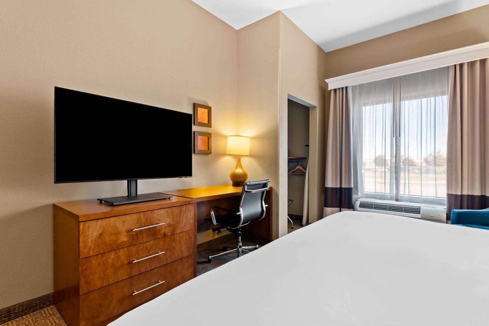 Comfort Inn & Suites Avera Southwest شلالات سيوكس المظهر الخارجي الصورة