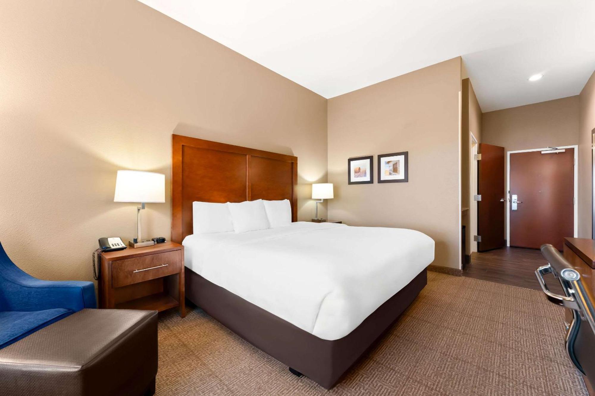 Comfort Inn & Suites Avera Southwest شلالات سيوكس المظهر الخارجي الصورة