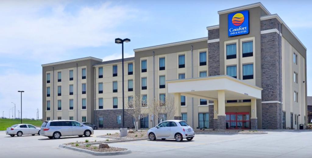 Comfort Inn & Suites Avera Southwest شلالات سيوكس المظهر الخارجي الصورة